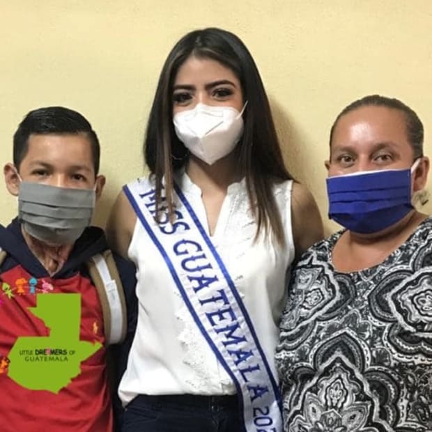 Miss World Guatemala meets patient she supported 1