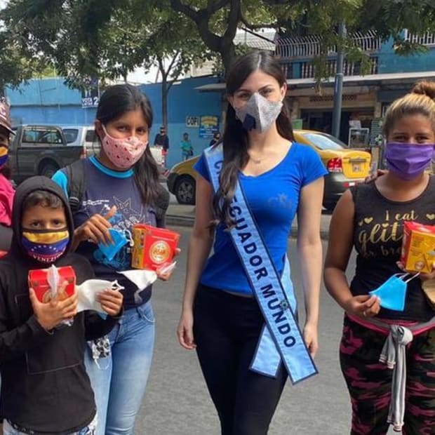 Miss World Ecuador helps communities affected by Covid-19 1